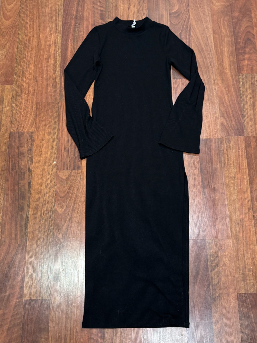 Tyche - Black Ribbed Long Sleeve Dress